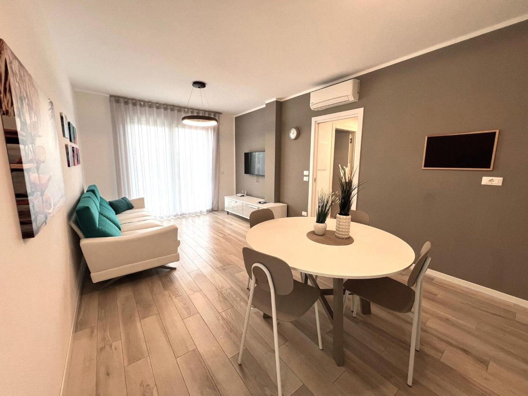 Sun Beach Residence Con Piscina - Piazza Brescia - Adria Holiday Jesolo - Family Apartments Habitación foto