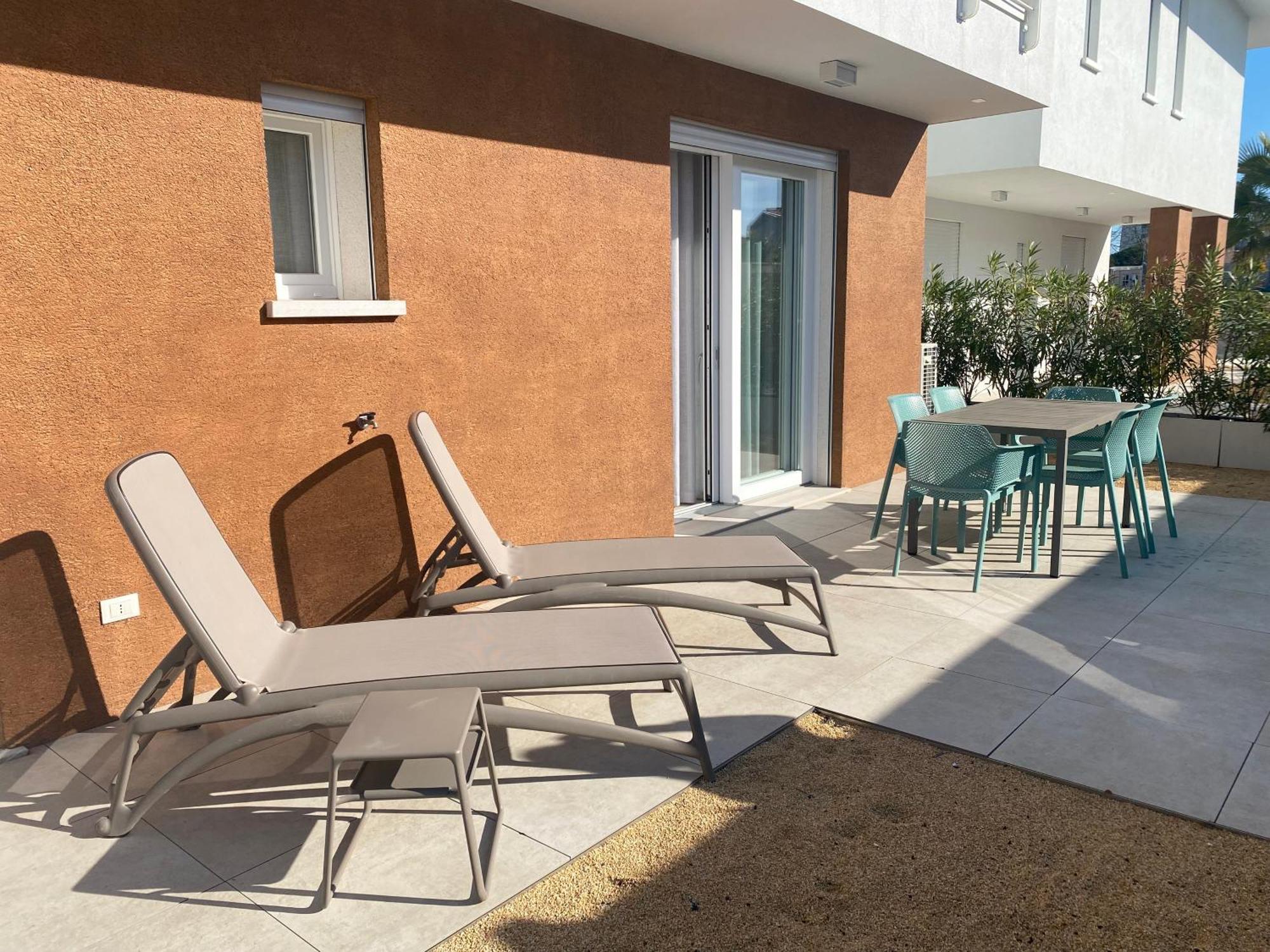 Sun Beach Residence Con Piscina - Piazza Brescia - Adria Holiday Jesolo - Family Apartments Habitación foto